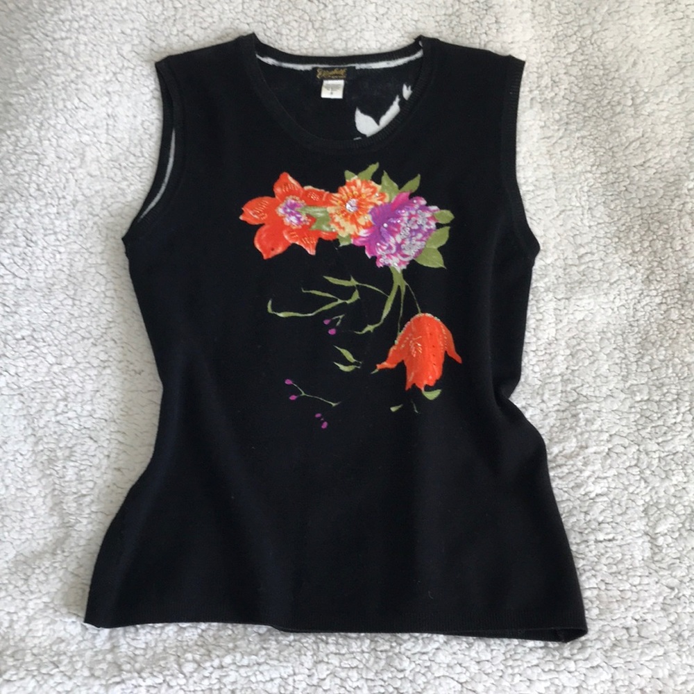 Colorful sleeveless sweater